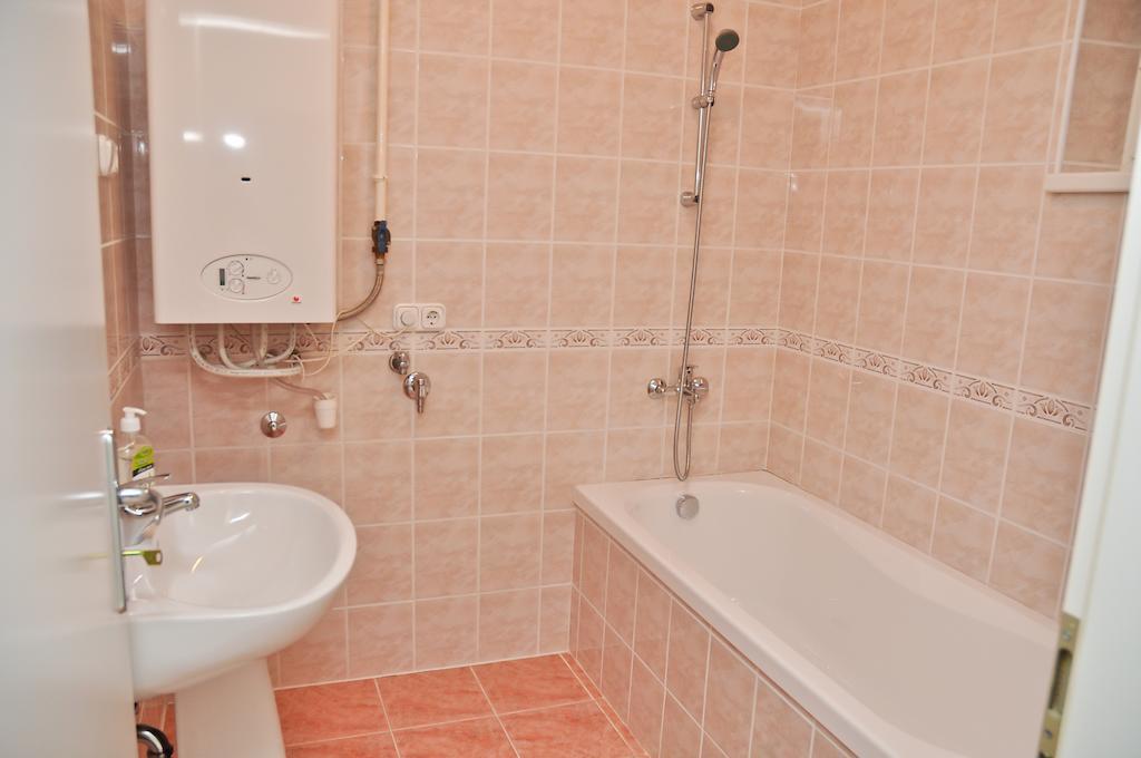 Családi Élmény Apartman és Vendégház Hajdúszoboszló Habitación foto